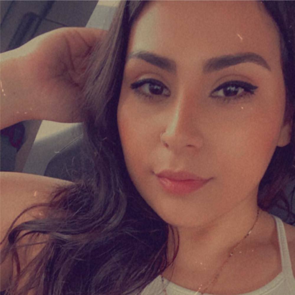 Meet your Posher, Andrea